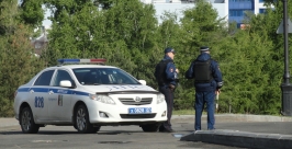 Инспекторы ГИБДД перекрыли парковку в Хабаровске Лиля Федосеева, Амурмедиа